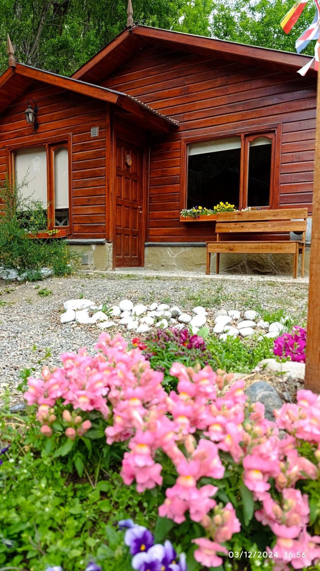 La Comarca Azul Villa El Calafate Exterior photo